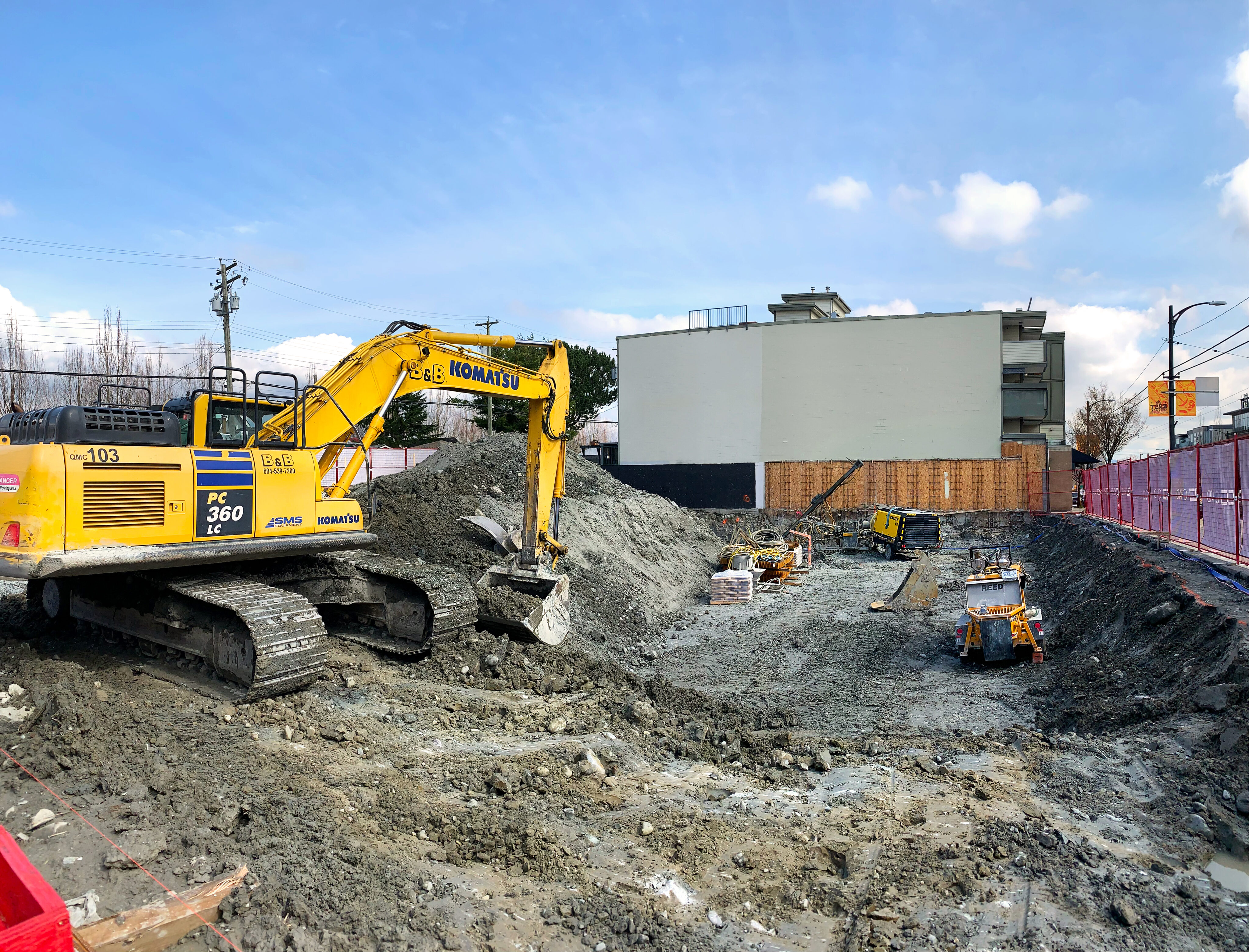 2735 E Hastings Construction